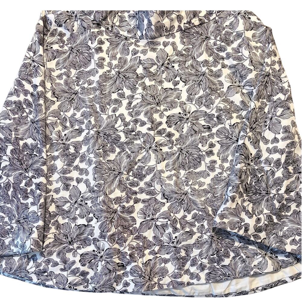 Black and White Floral A-line Skirt Size 14